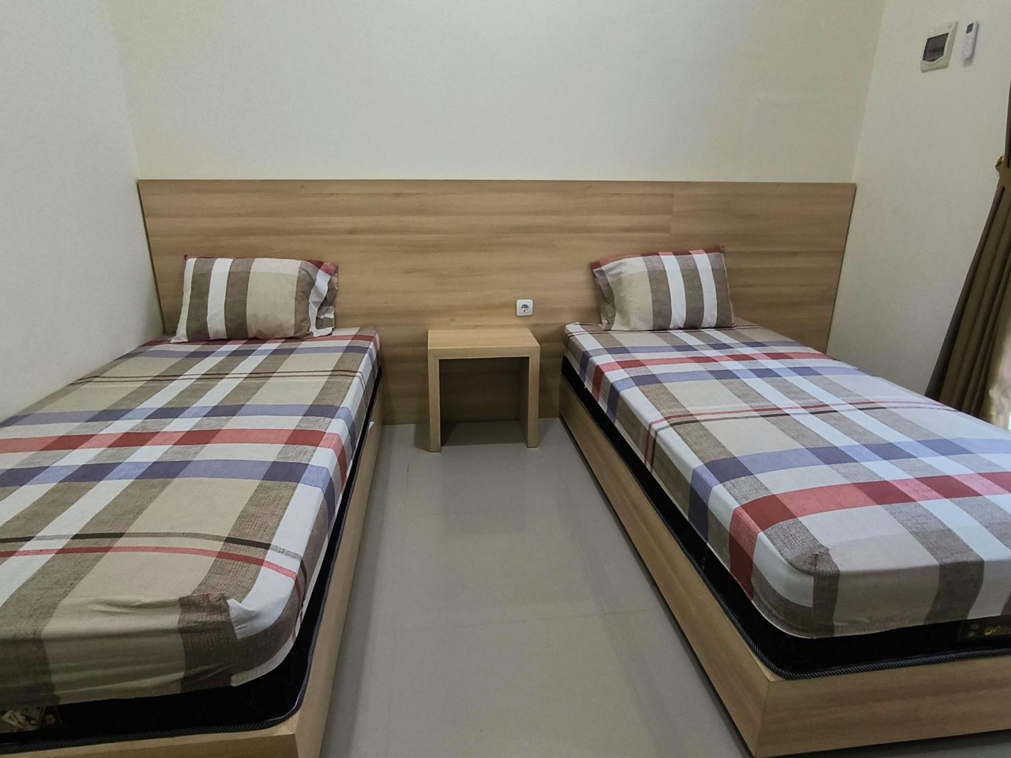 Tentrem Guesthouse Baru Pati Exterior foto