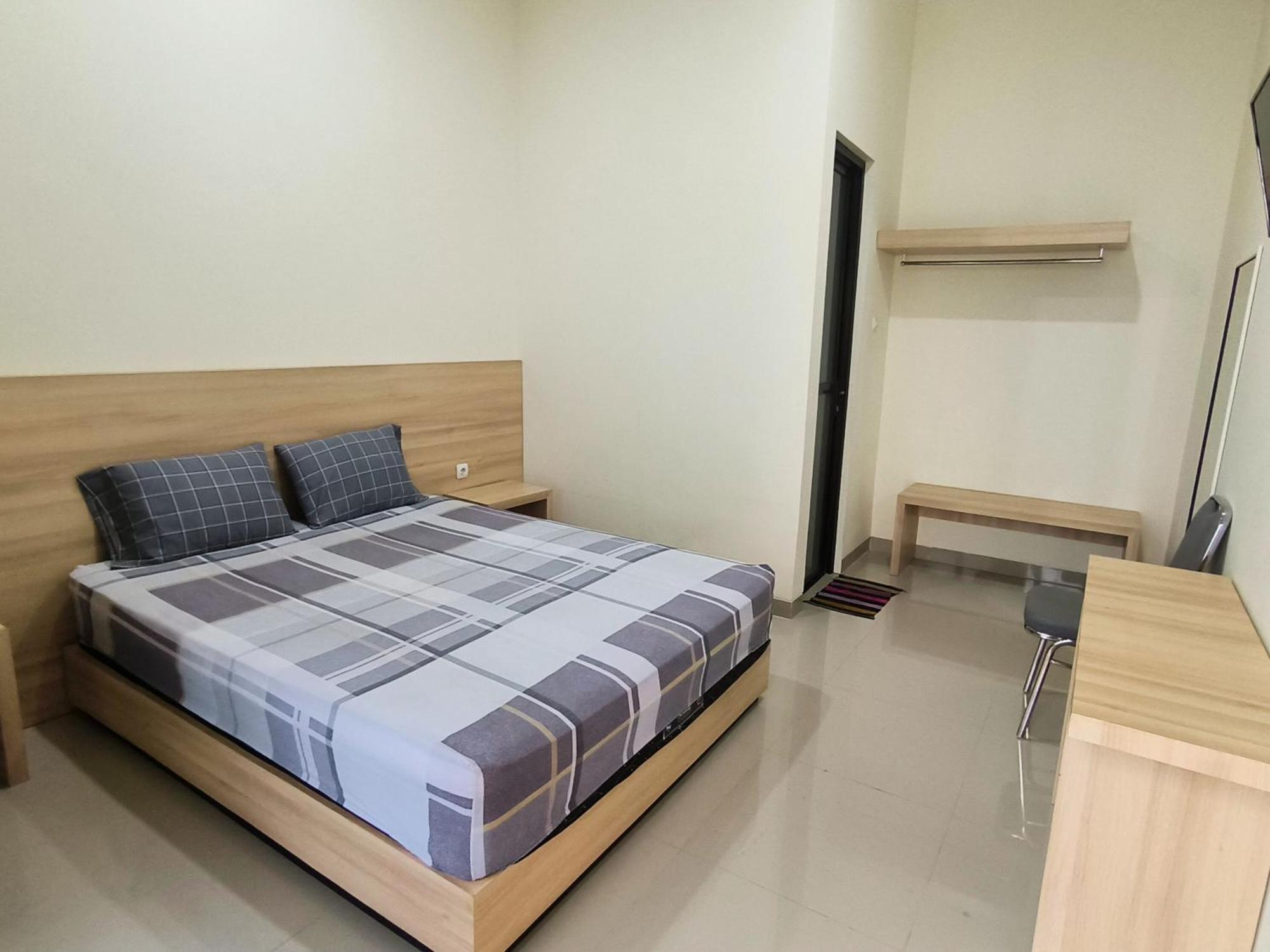 Tentrem Guesthouse Baru Pati Exterior foto