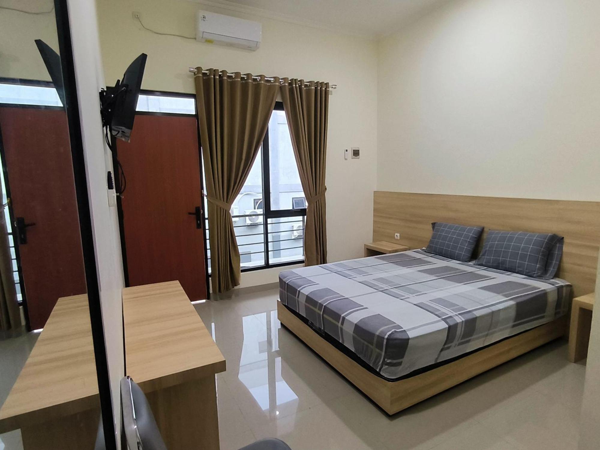 Tentrem Guesthouse Baru Pati Exterior foto